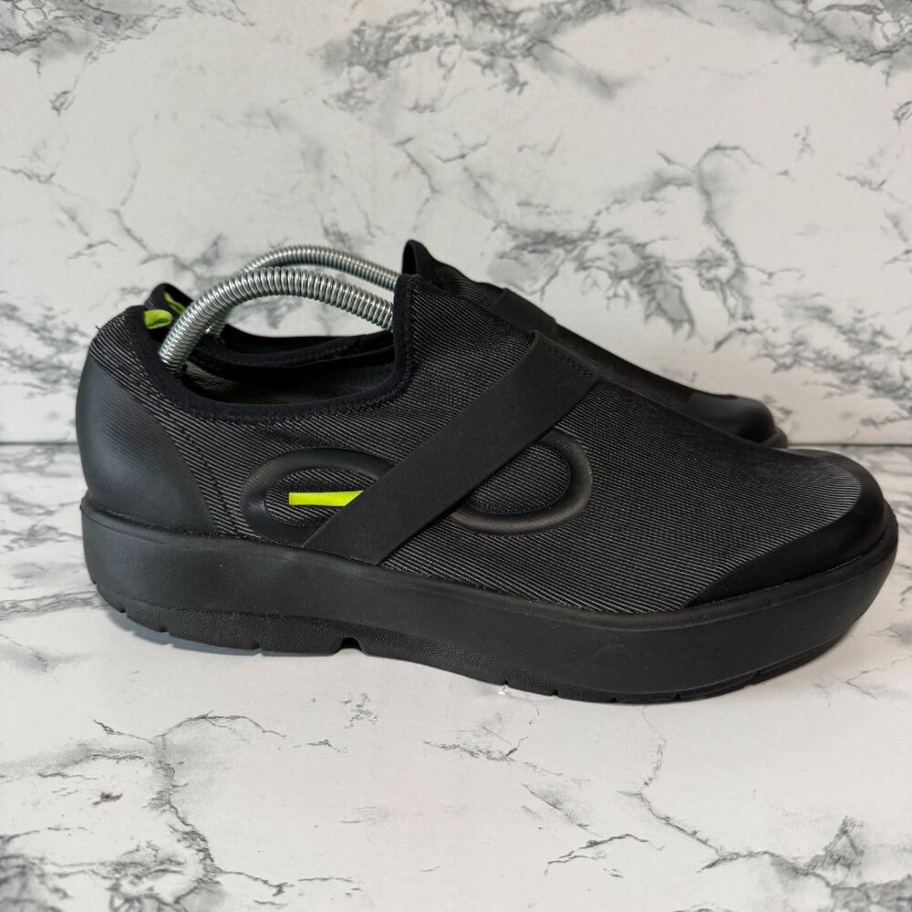OOFOS Men 11 OOmg Eezee Low Shoe Black Slip On Mesh Recovery Comfort Activewear